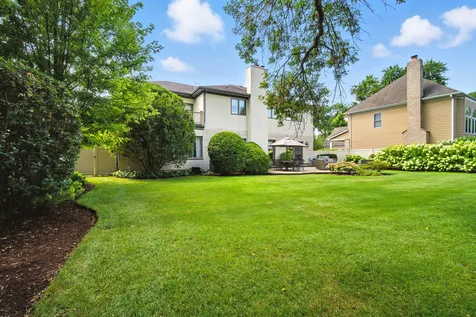 2136 Brentwood Road Northbrook IL 60062