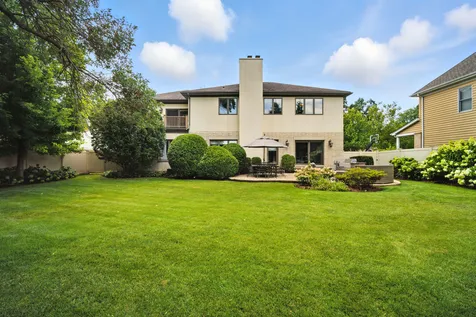 2136 Brentwood Road Northbrook IL 60062