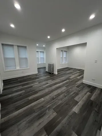 1546 West Arthur Avenue Chicago IL 60626