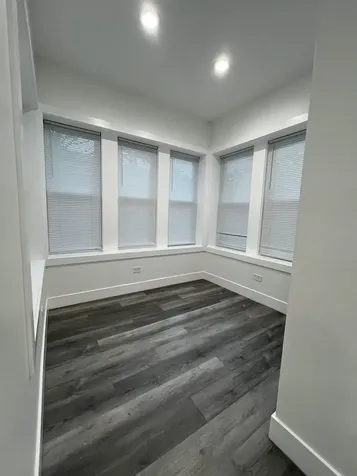 1546 West Arthur Avenue Chicago IL 60626
