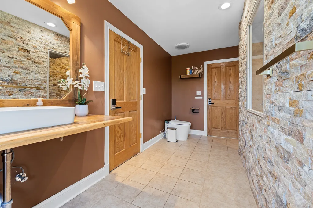10505 Coyne Station Road Huntley IL 60142
