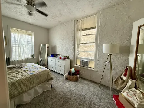 1132 West Addison Street Chicago IL 60613