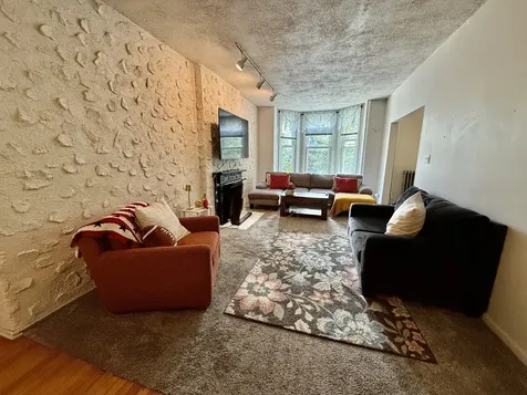 1132 West Addison Street Chicago IL 60613