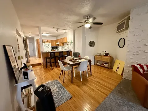 1132 West Addison Street Chicago IL 60613
