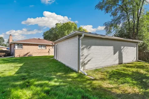 913 East 162nd Place South Holland IL 60473