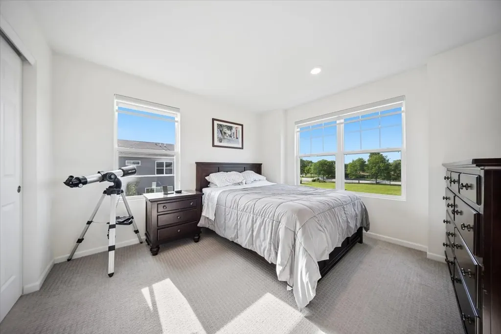 2722 Lily Lane Rolling Meadows IL 60008