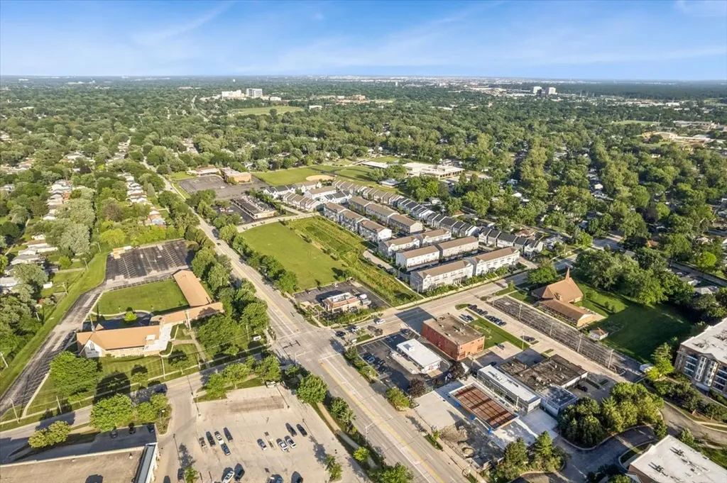 2722 Lily Lane Rolling Meadows IL 60008