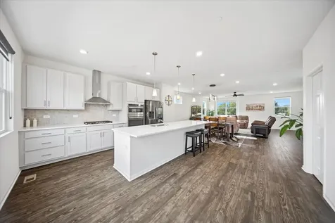 2722 Lily Lane Rolling Meadows IL 60008