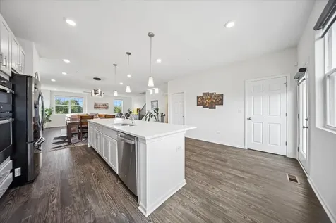 2722 Lily Lane Rolling Meadows IL 60008