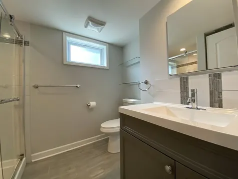 2171 Laura Lane Des Plaines IL 60018