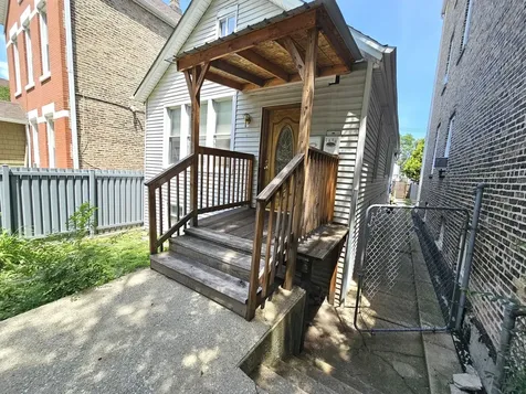 2840 West 23rd Place Chicago IL 60623