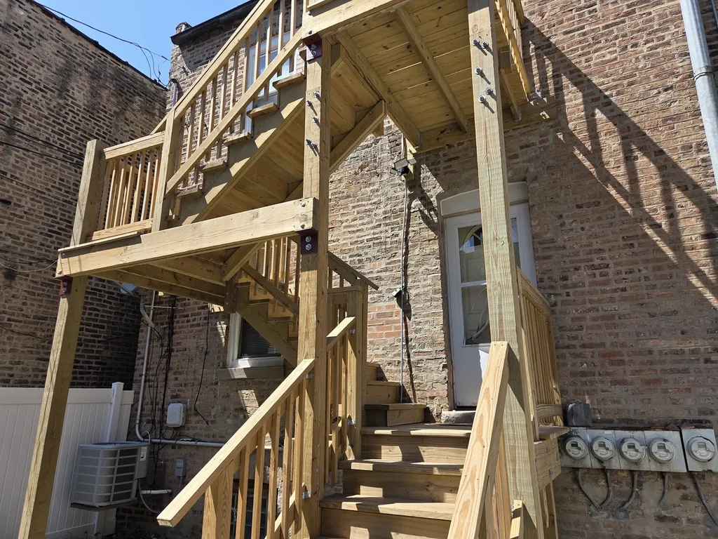 2333 West Ohio Street Chicago IL 60612