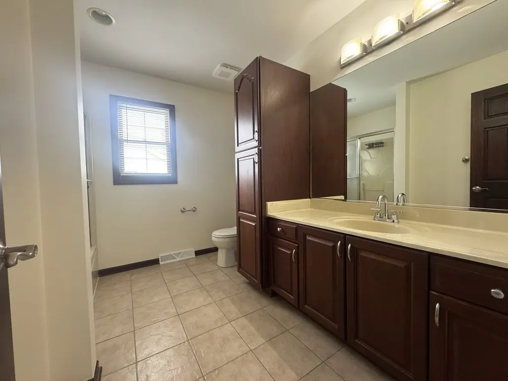 1108 Hollingswood Avenue Naperville IL 60564