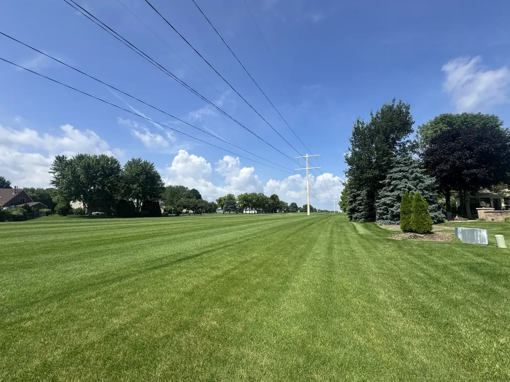 1108 Hollingswood Avenue Naperville IL 60564