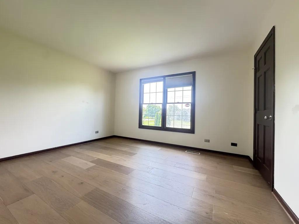 1108 Hollingswood Avenue Naperville IL 60564