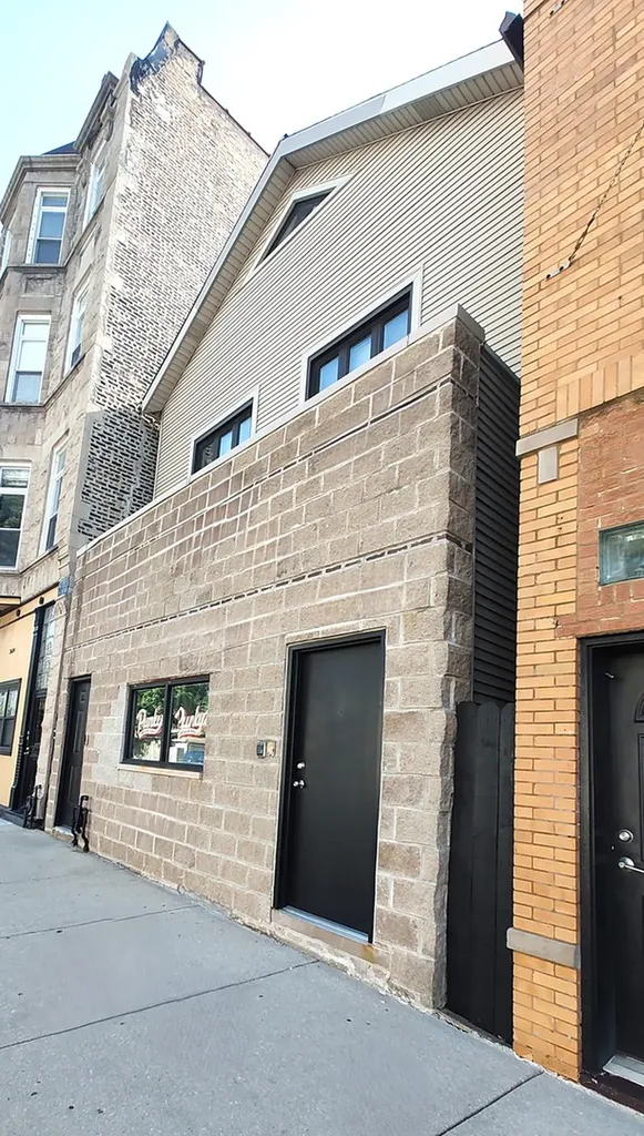 2602 South Wallace Street Chicago IL 60616