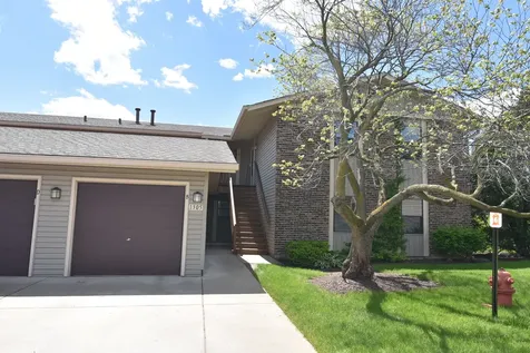 1305 Bamburg Court Hanover Park IL 60133