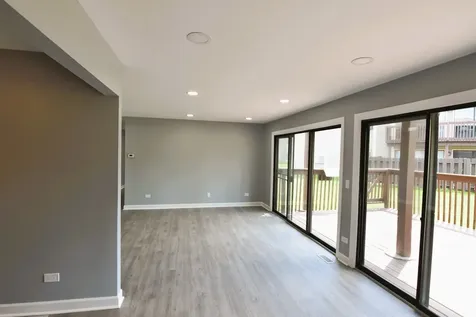 1305 Bamburg Court Hanover Park IL 60133