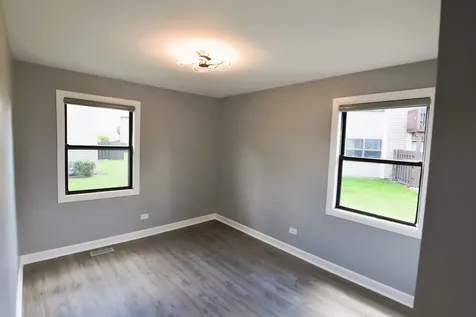 1305 Bamburg Court Hanover Park IL 60133