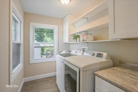 312 Oak Street North Aurora IL 60542