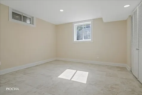 312 Oak Street North Aurora IL 60542