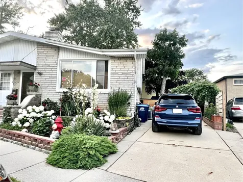352 Dover Lane Des Plaines IL 60018