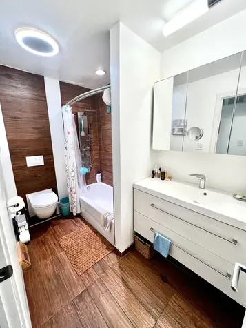 352 Dover Lane Des Plaines IL 60018
