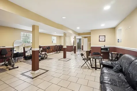 7527 South Perry Avenue Chicago IL 60620
