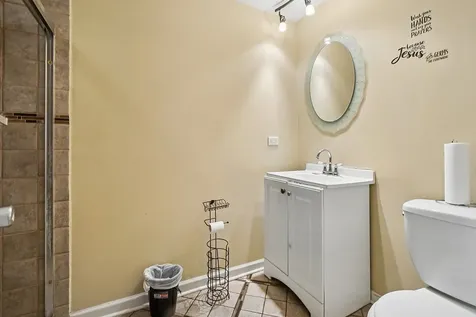 7527 South Perry Avenue Chicago IL 60620
