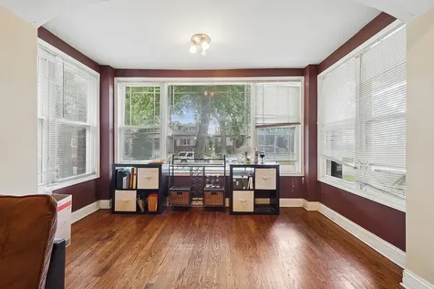 7527 South Perry Avenue Chicago IL 60620