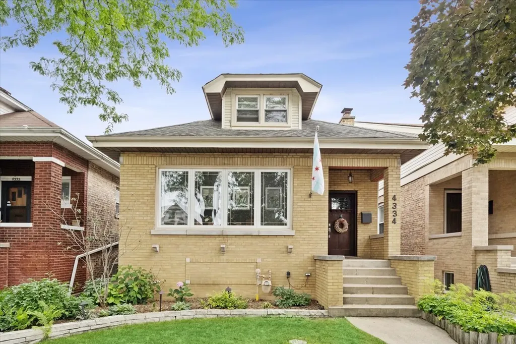 4334 North Mason Avenue Chicago IL 60634