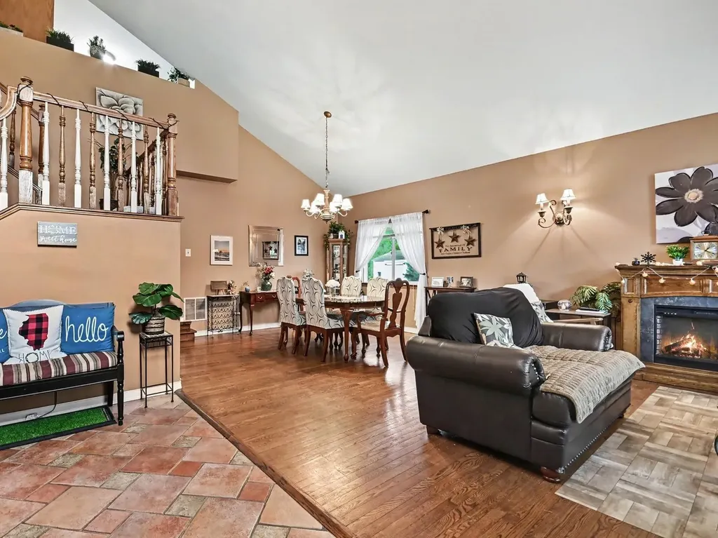 1407 Martin Court Plainfield IL 60586