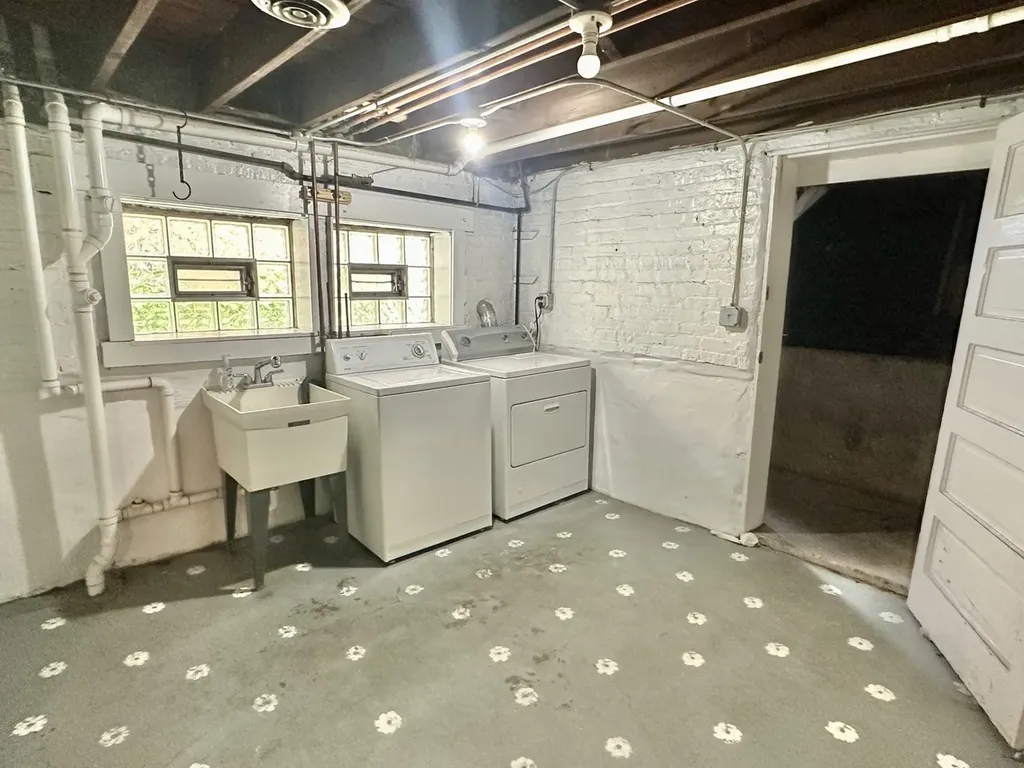 3542 North Nottingham Avenue Chicago IL 60634