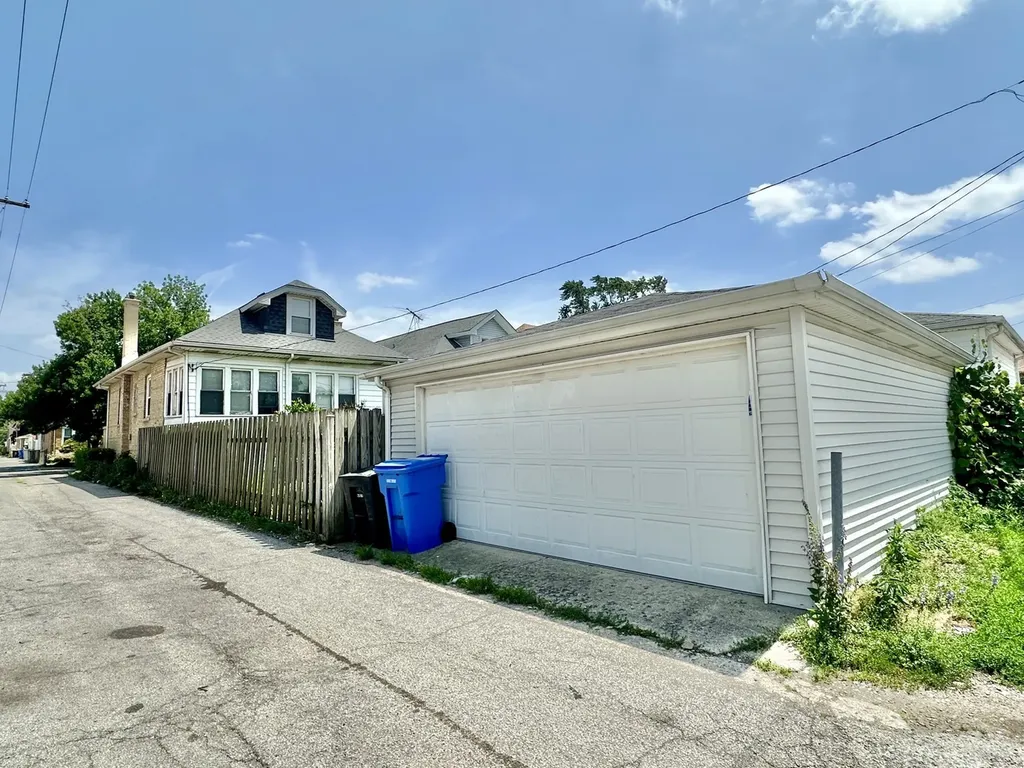 3542 North Nottingham Avenue Chicago IL 60634