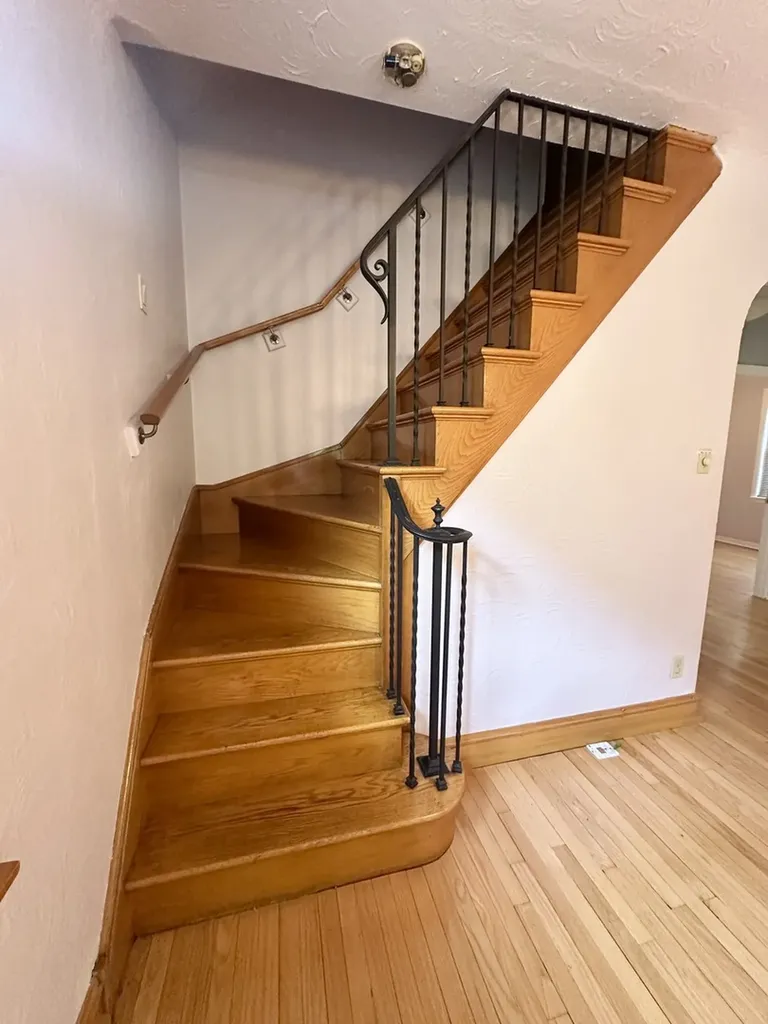 3542 North Nottingham Avenue Chicago IL 60634