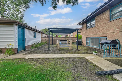 14340 Ingleside Avenue Dolton IL 60419