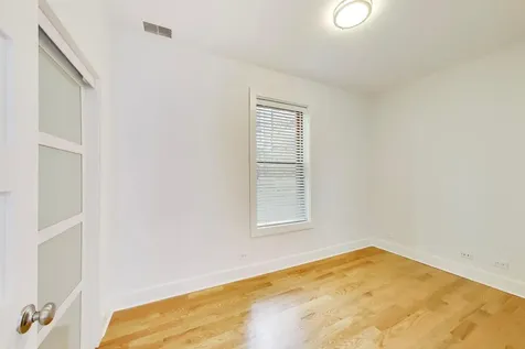 2132 North Oakley Avenue Chicago IL 60647