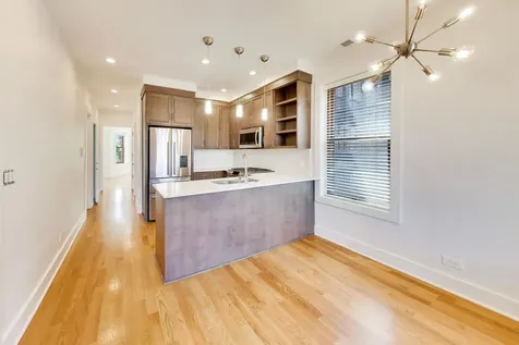 2132 North Oakley Avenue Chicago IL 60647