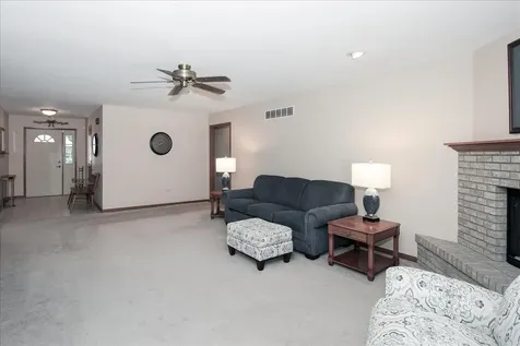 2039 Belvidere Line Drive Elgin IL 60123