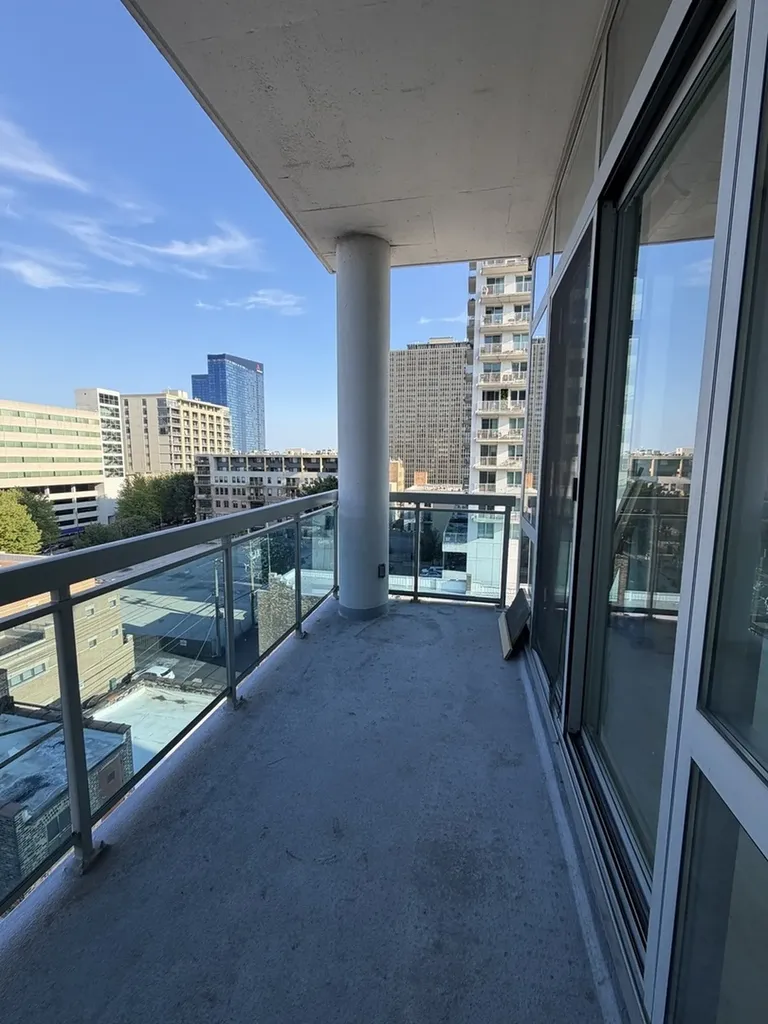 1819 South Michigan Avenue Chicago IL 60616