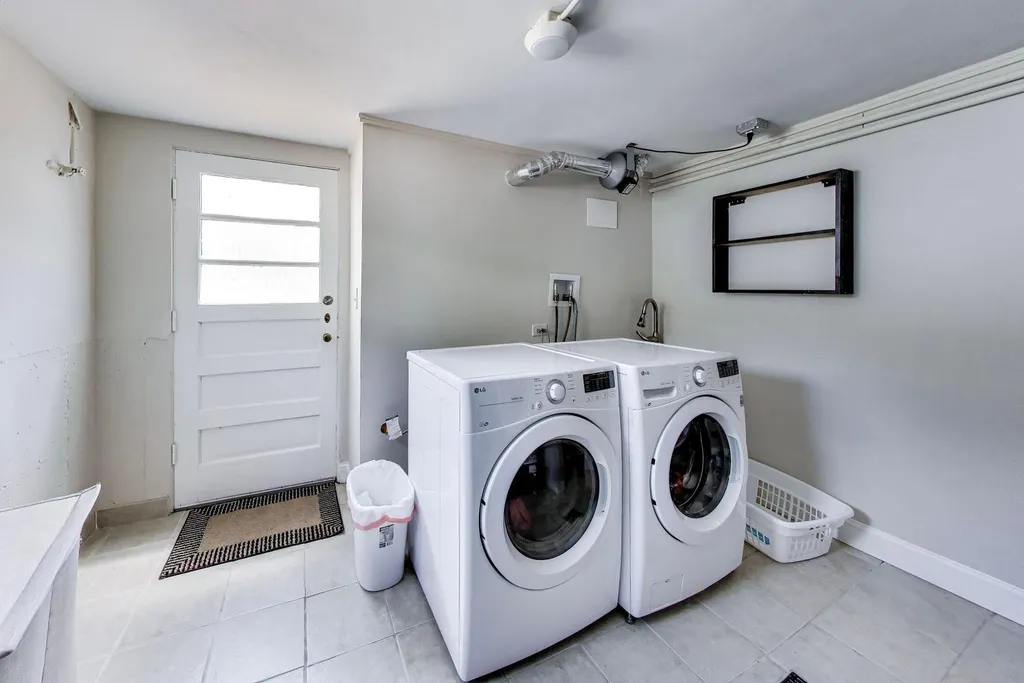 703 Webster Avenue Wheaton IL 60187