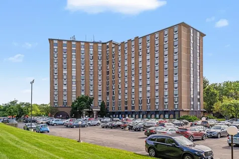 1 Renaissance Place Palatine IL 60067