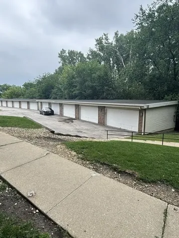 1 Renaissance Place Palatine IL 60067