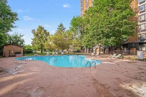 1 Renaissance Place Palatine IL 60067