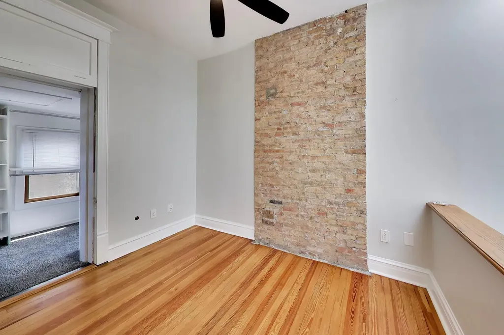 3807 North Alta Vista Terrace Chicago IL 60613