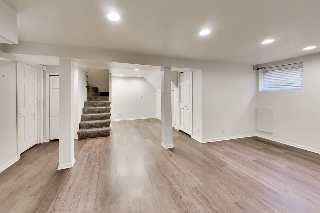 3807 North Alta Vista Terrace Chicago IL 60613
