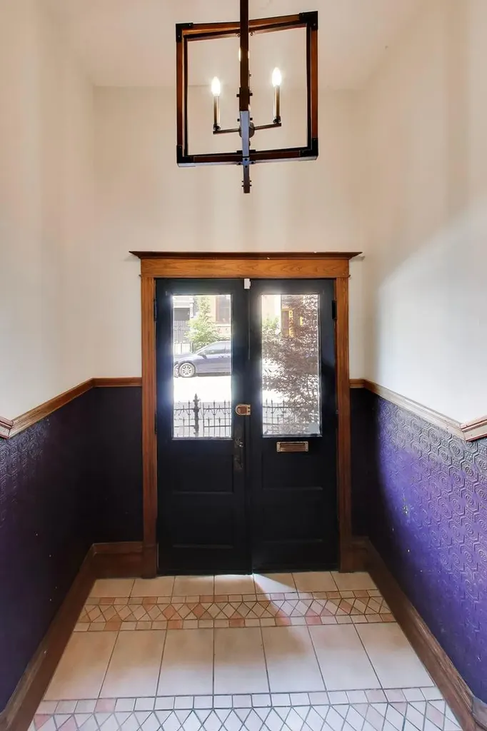 3807 North Alta Vista Terrace Chicago IL 60613