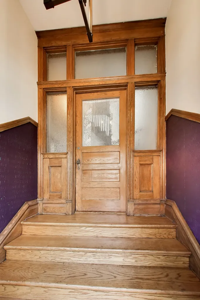 3807 North Alta Vista Terrace Chicago IL 60613