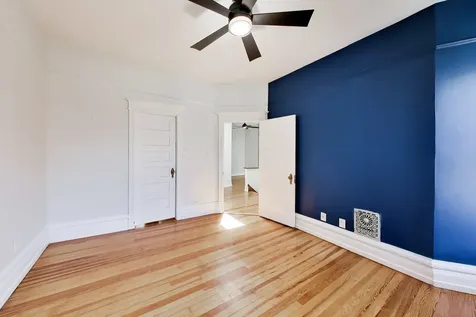 3807 North Alta Vista Terrace Chicago IL 60613