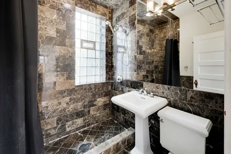 3807 North Alta Vista Terrace Chicago IL 60613